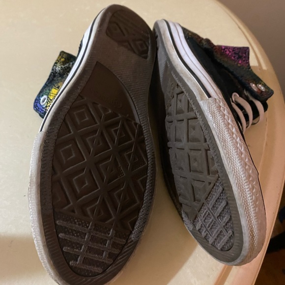 Chuck Taylor All Star Pride in Black and University Red Sz6  Multi Color Hightop - Picture 8 of 8